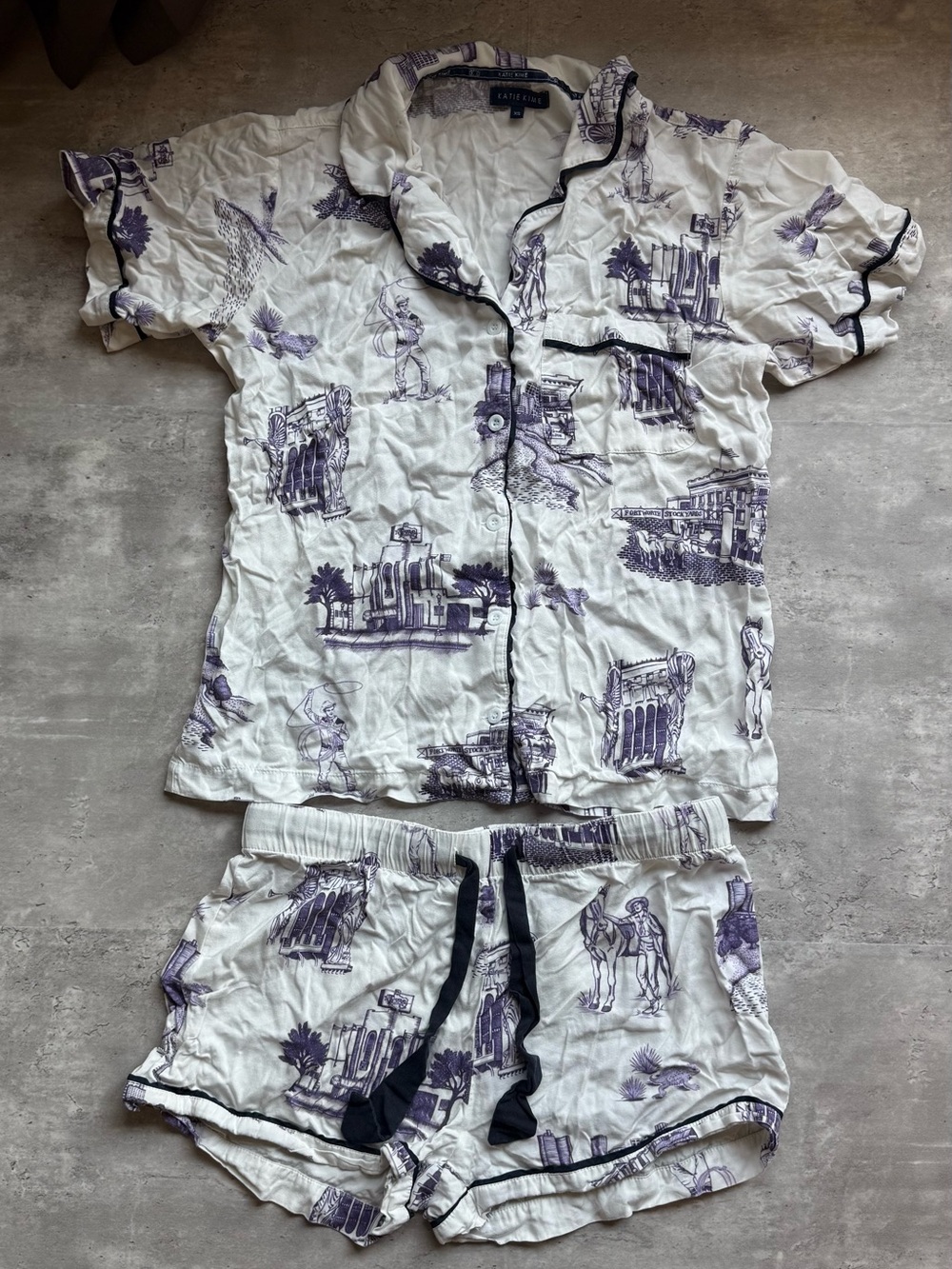 Katie K White & Purple Short-Sleeve Women's Pajama Set